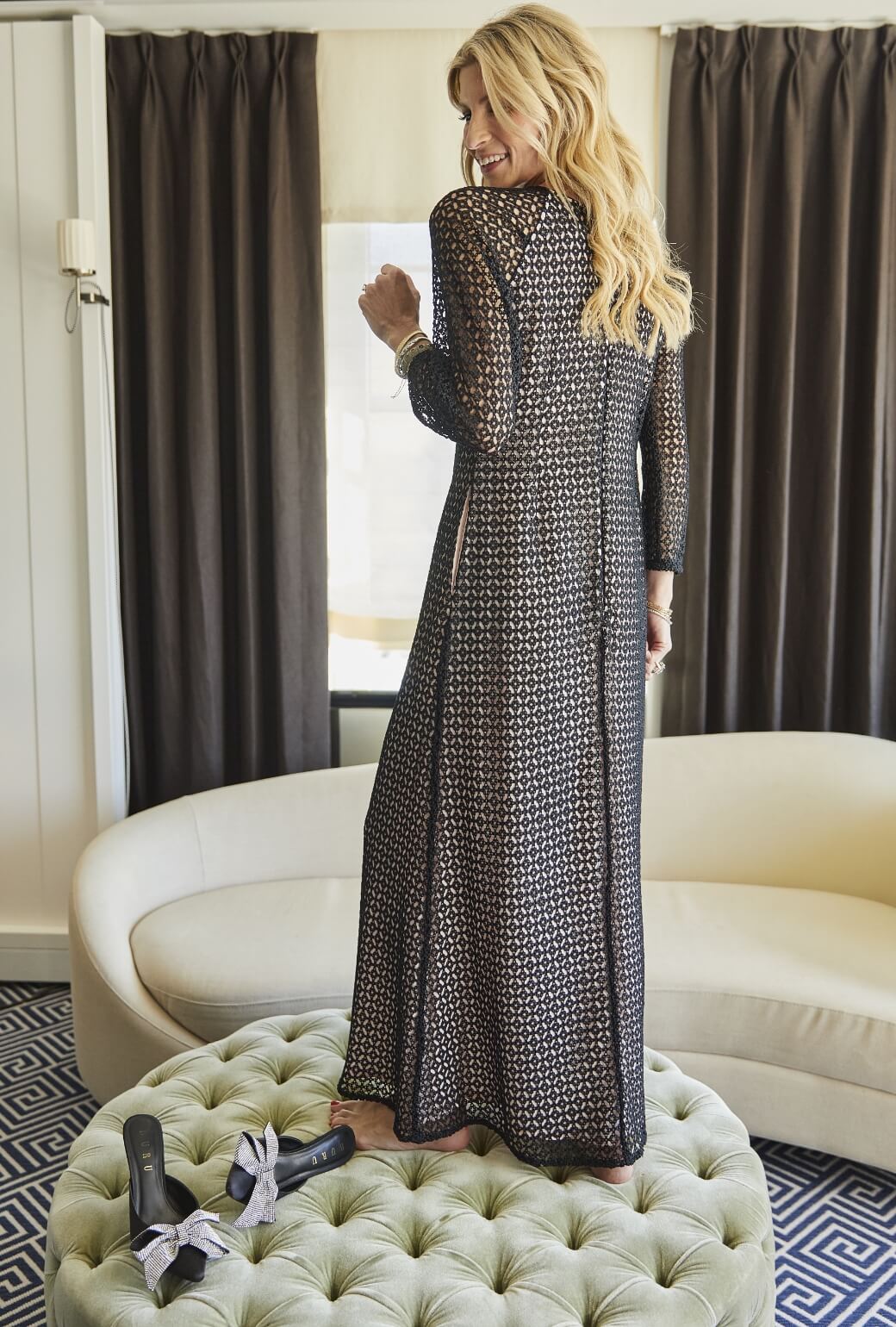 Keyhole Astor Dress - Black Lace