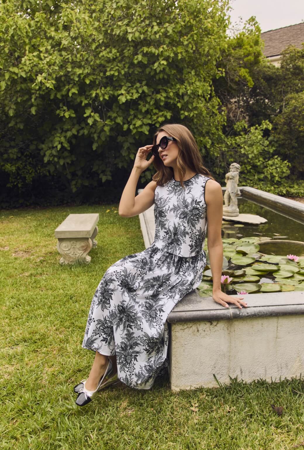 Buru x Val Audrey Top - B&W Botanical