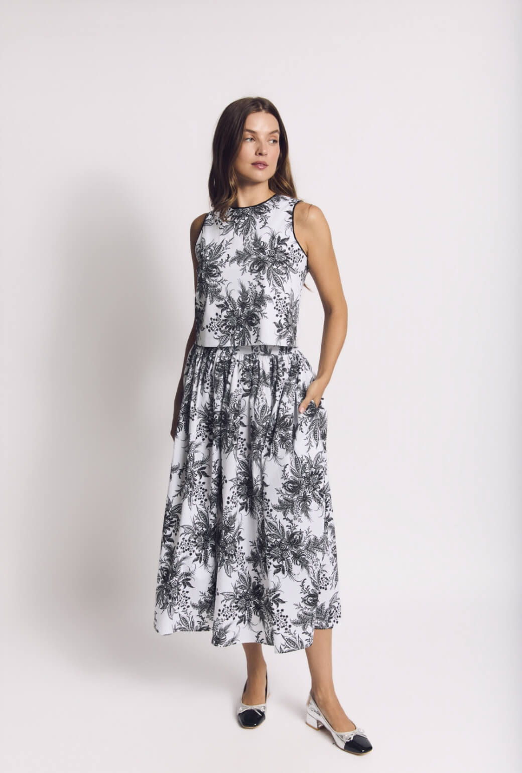 Buru x Val Audrey Top - B&W Botanical