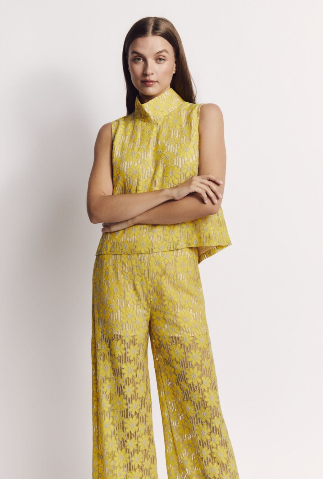 Cropped Sleeveless Mod Top - Yellow Lace