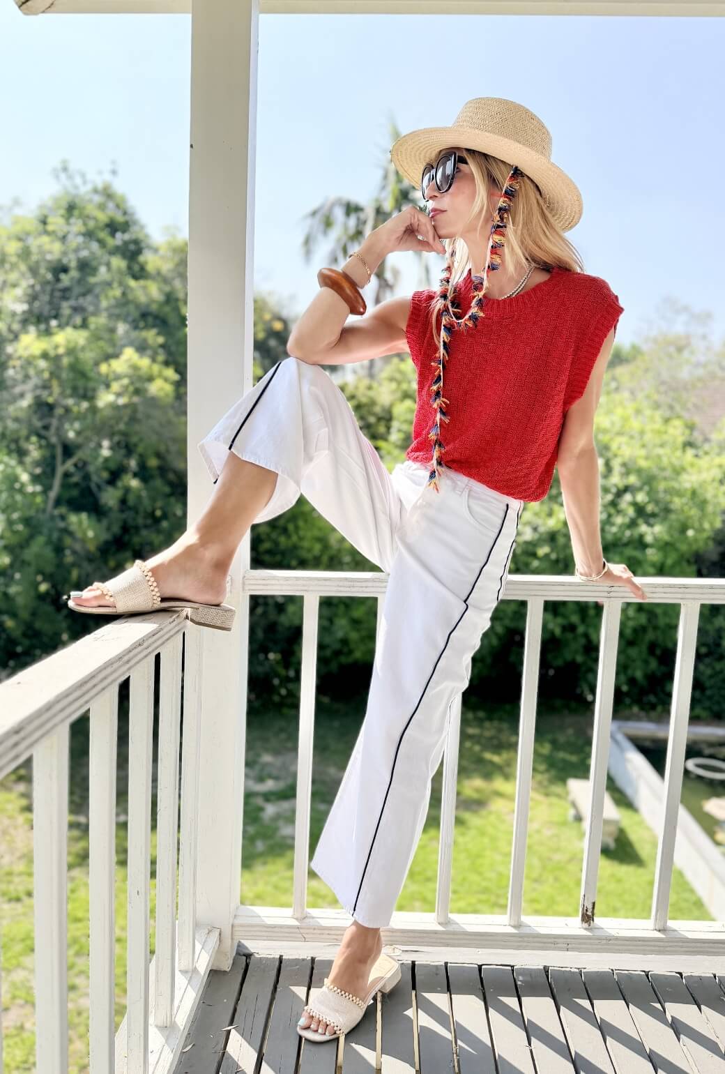 Cropped Sweater Vest - Red