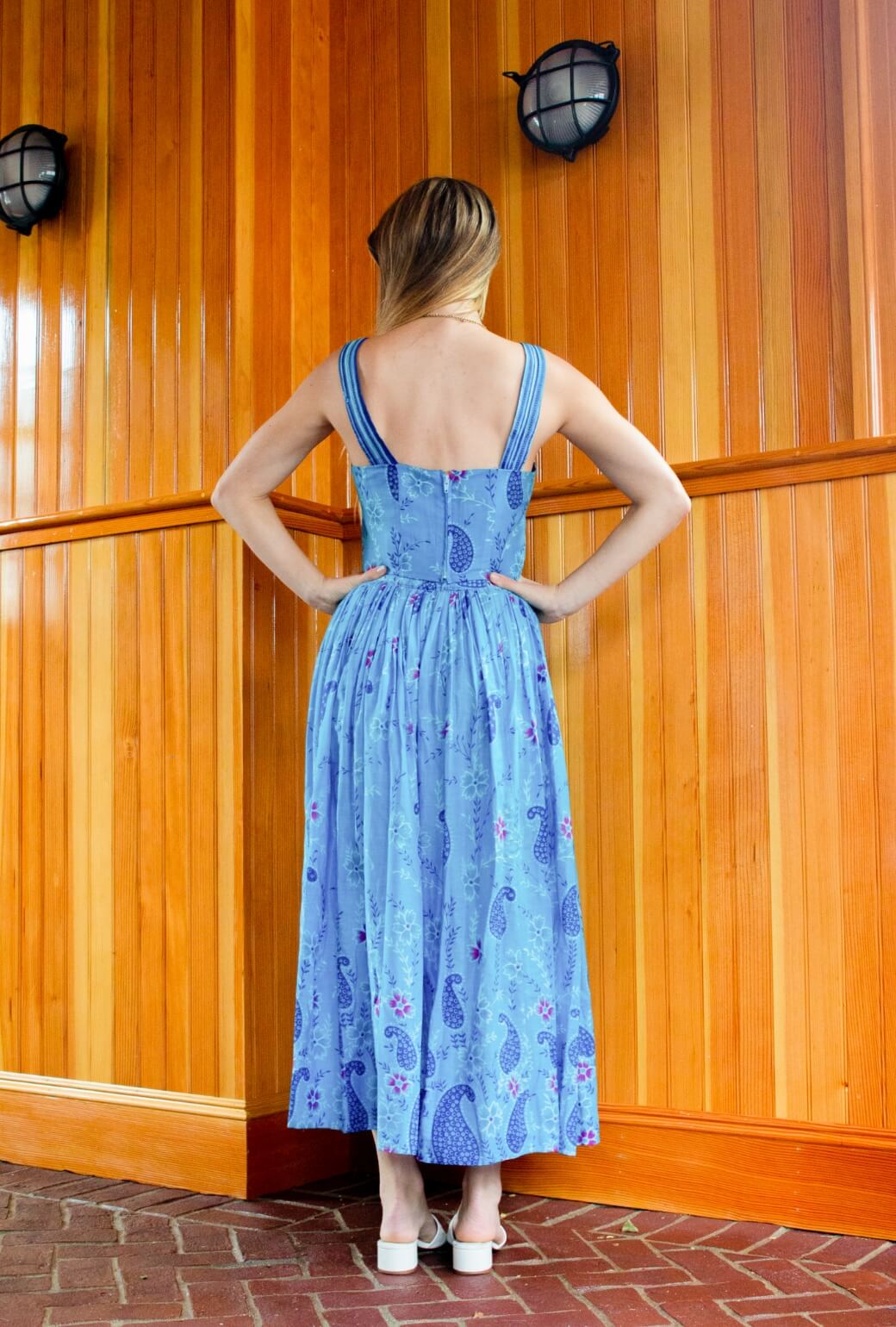 Buru x TCC Marilyn Skirt MIDI - Blue Tapestry